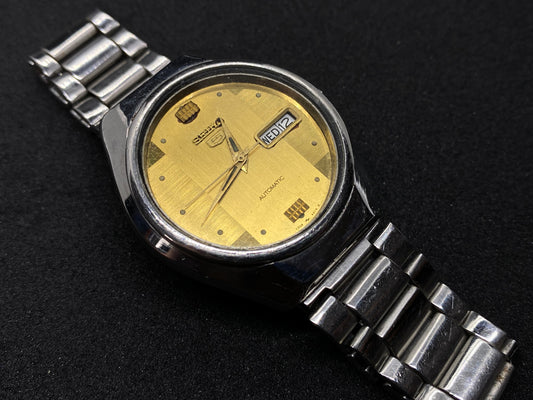 Seiko Automatic Metal Bracelet - Gold pattern Dial