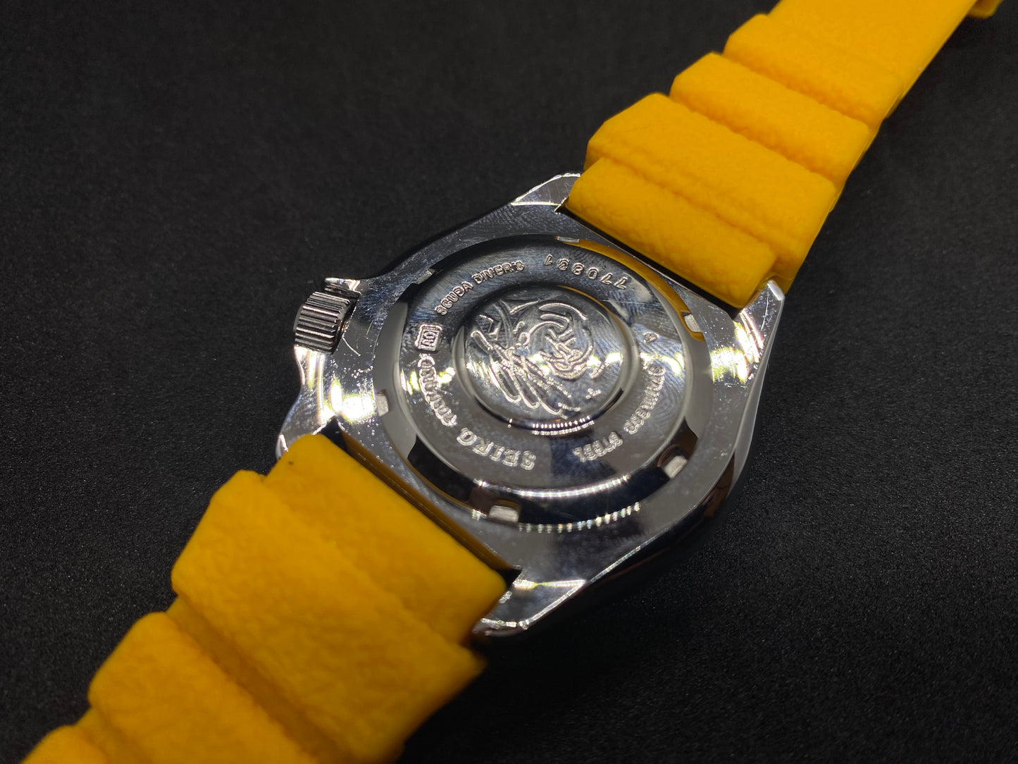 Yellow Diver Seiko - Automatic