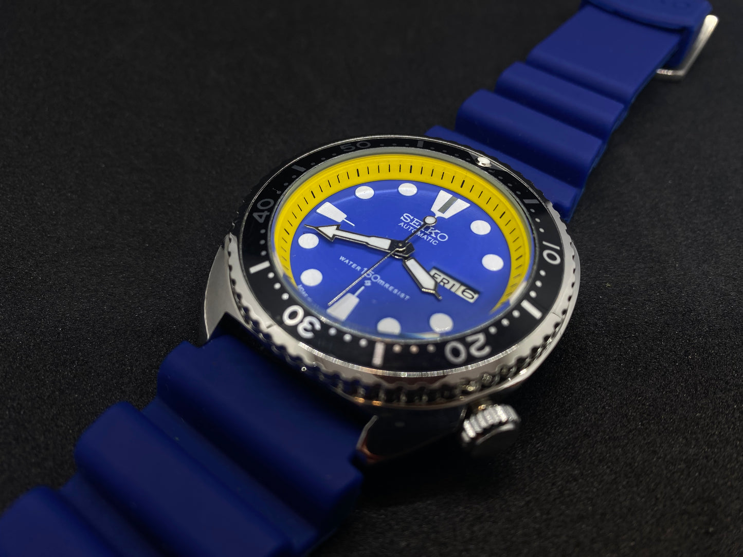 Blue Dial Diver Seiko - Mechanical Automatic