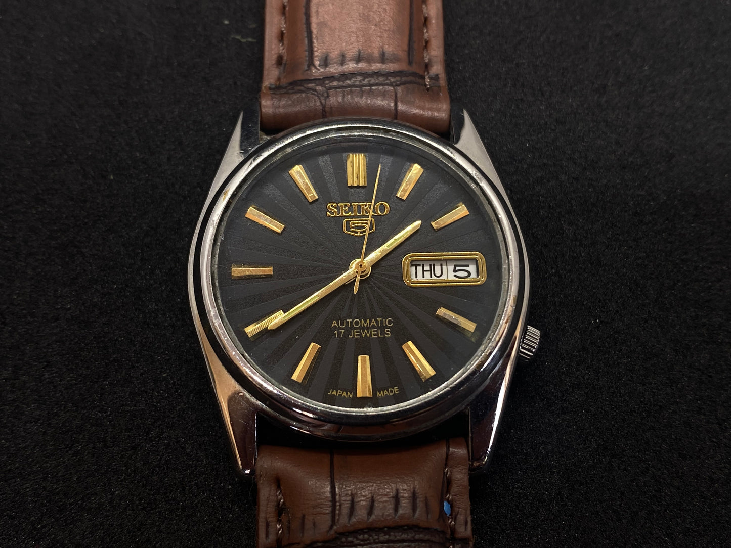 Seiko 5 Mechanical Automatic - Black Dial Gold Indices