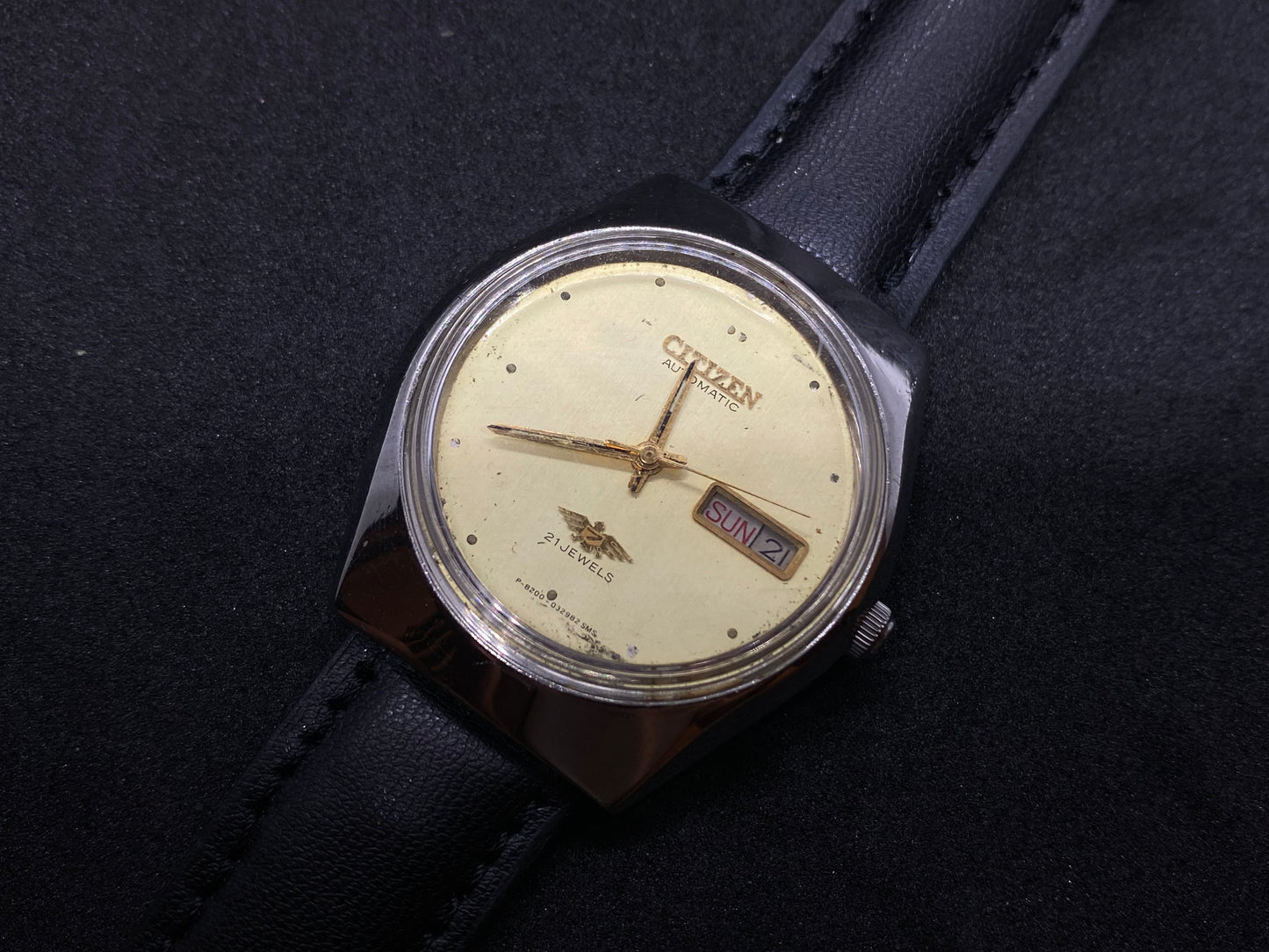 Beige/Tan Citizen - Mechanical Automatic