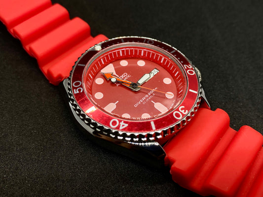 Red Diver Seiko - Automatic