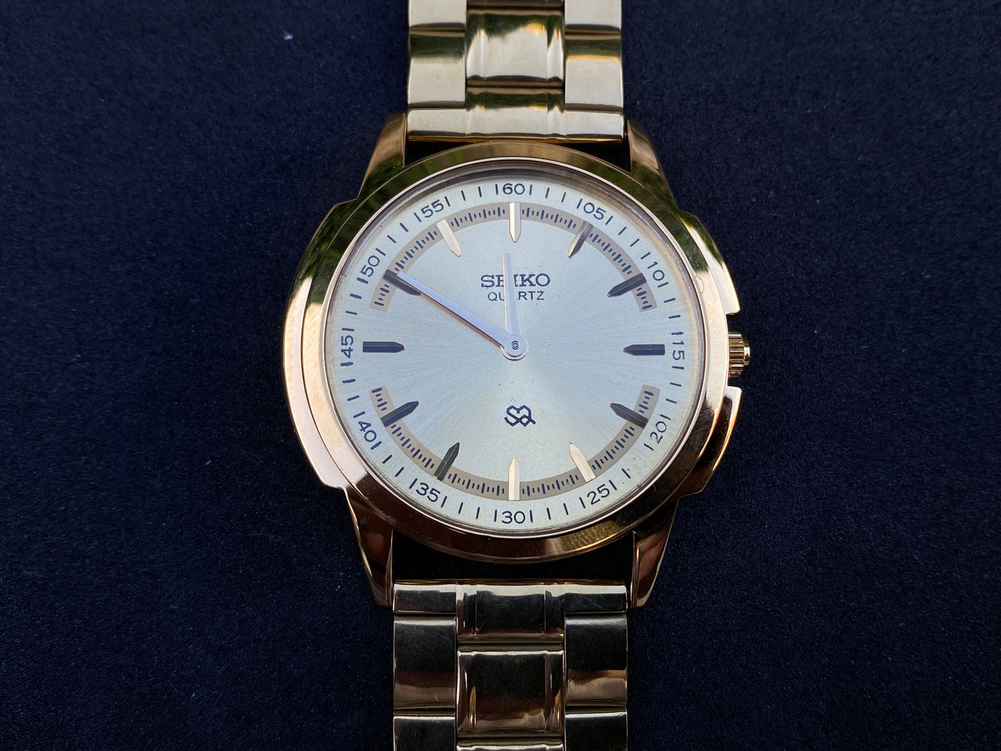 Seiko Gold Quartz Circle