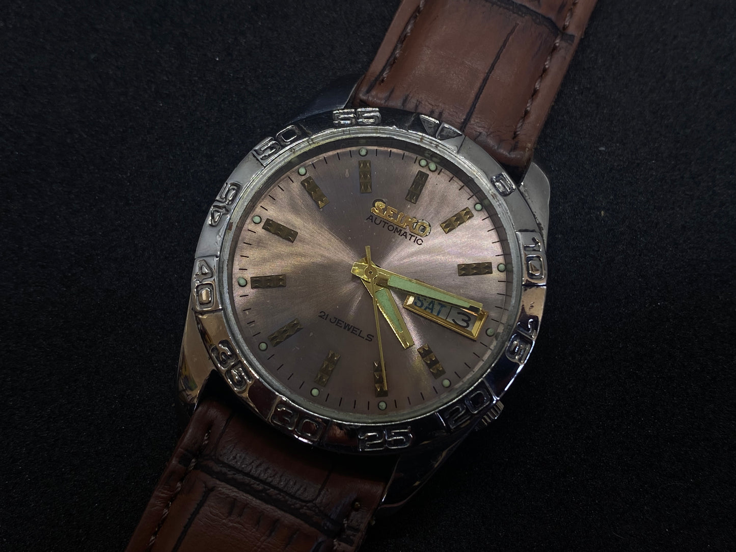 Seiko Mechanical Automatic - Patina dial Numeral Bezel